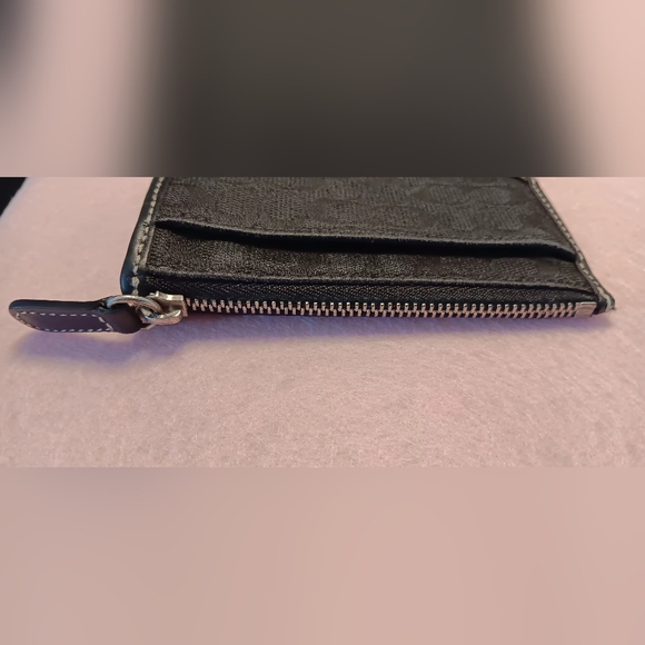 Coach Signature Horse & Carriage Mini Small Keychain Wallet Coin Purse Black - Picture 8 of 9